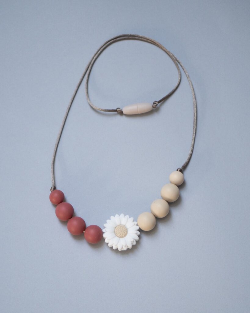 Conjunto Regalo Mamá Recién Nacido Apego Collar Lactancia Margarita